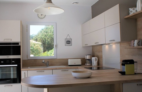 Le Grand-Village-Plage Villa | Inviting Villa with Pool, Near Forest and Beach - Guest Rated 9.8