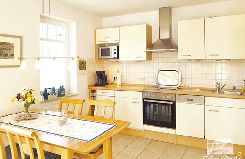 Wieck auf dem Darss House | Idyllic Vacation Home in Wieck with Private Garden & Wi-Fi