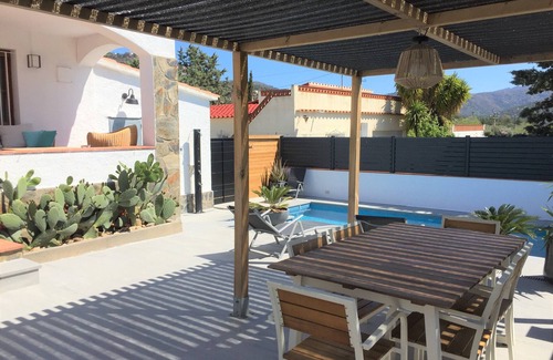 El Mas Bosca House | Pretty villa with private pool, near the sea.