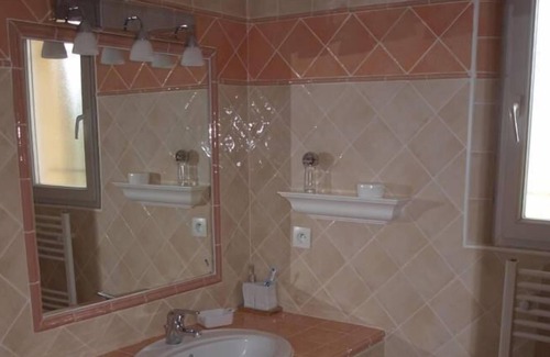 Vidauban Villa | Pretty villa with swimming pool in the middle of the umbrella pines for 6 to 8 people