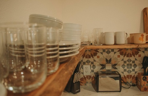 Barelas House | Pet-Friendly Prickly Pear Retreat with Hot Tub & Pool