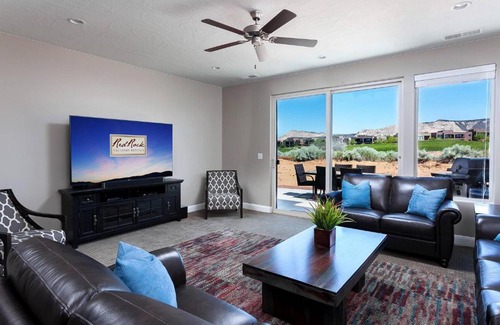 St. George Apartment | Experience the Pride of the Ledges: 4-Star Family Retreat