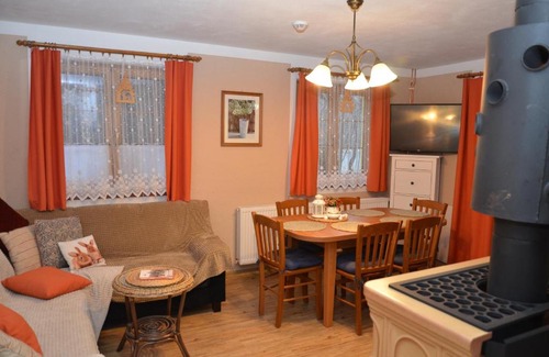 Clunek House | Family-Friendly Retreat at Prima chata ČESKÁ KANADA