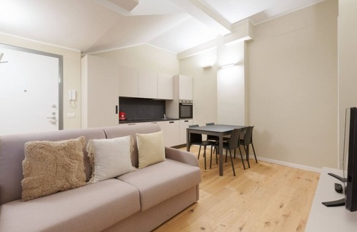 Milan Apartment | Primaticcio M1 Modern and Bright Apartment