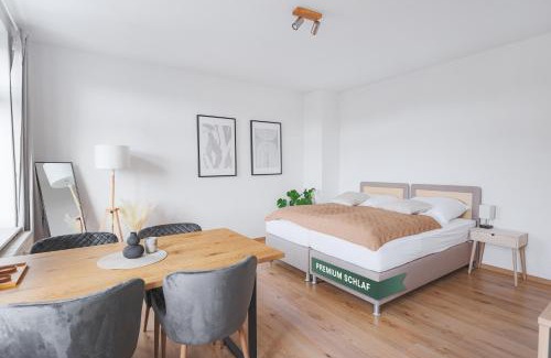 Plagwitz Apartment | Prime Riverside Retreat: Family & Pet Friendly Getaway