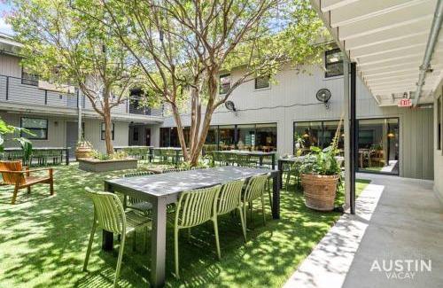 Chestnut Apartment | Prime ATX Location Near Cafes, Dining & Family-Friendly Amenities