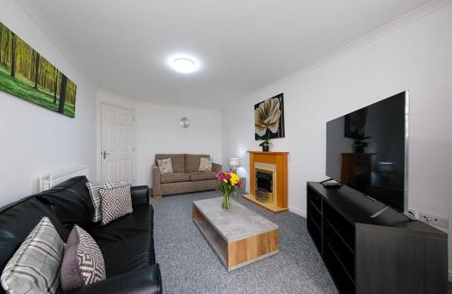 Duloch Apartment | Guest Favorite: Pure Apartments 2 Bed in Dunfermline
