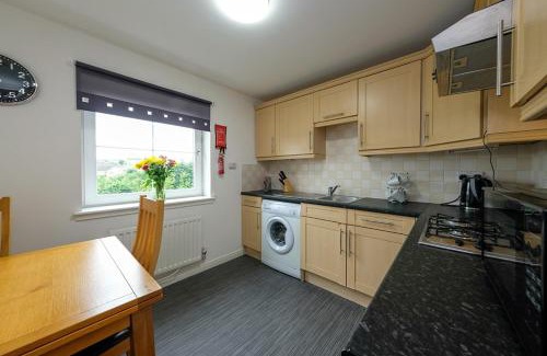 Duloch Apartment | Guest Favorite: Pure Apartments 2 Bed in Dunfermline