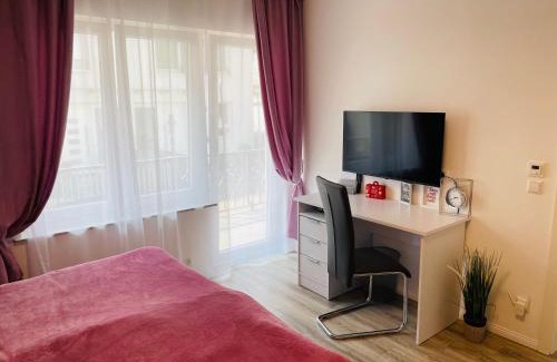 Killisfeld Apartment | Inviting Prime Host Balcony Apartment for Family Getaways
