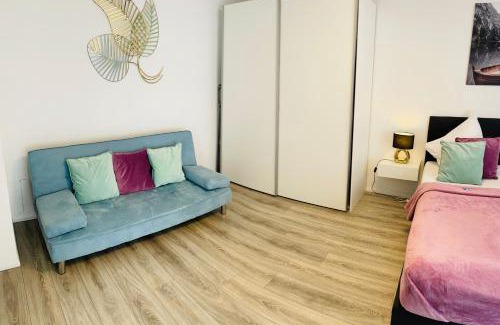 Killisfeld Apartment | Inviting Prime Host Balcony Apartment for Family Getaways