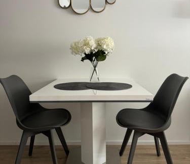 Karlsruhe City Centre Apartment | Family-Friendly Retreat at Prime Host Dream Hotel