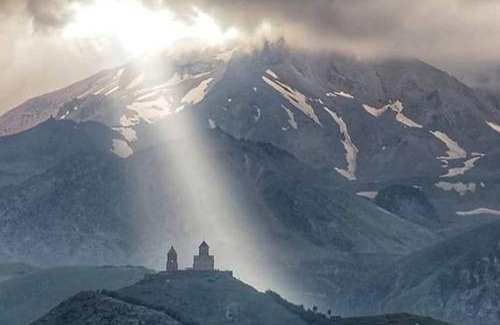 Stepantsminda Hotel | Discover Prime Hotel Kazbegi: 9.4/10 Child-Friendly Retreat