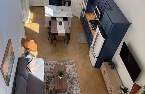 Austin House | Prime Location - 2 Bed, 2 Bath, Sleeps 6, Hot Tub, Austin, Dripping Springs
