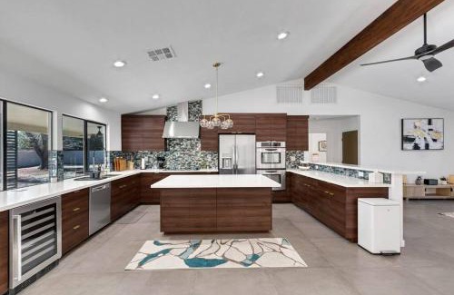 McNeil Estates House | Prime Location! Hidden Oasis 4 BR 10 min to Strip