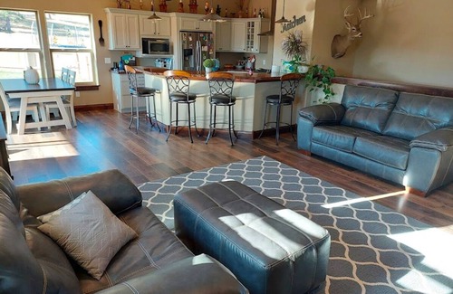 Sturgis House | Ideally Located Hotel Near the Scenic Black Hills