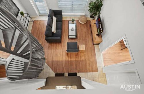 West Campus Apartment | Perfectly Located with Modern Comfort for Up to 16 Guests