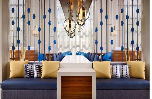 Monmouth Junction Hotel | Convenient Princeton Stay with Outdoor Pool & Free Breakfast!