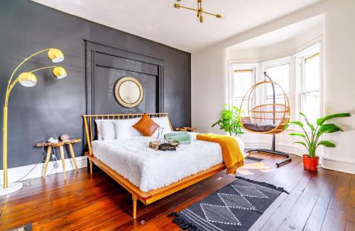 Chillicothe House | Pet-Friendly Downtown Retreat with Top Guest Ratings