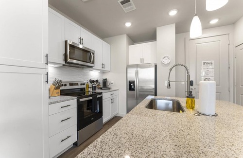 Windsor Park Apartment | Cozy 1BR King Suite Near Downtown & The Domain