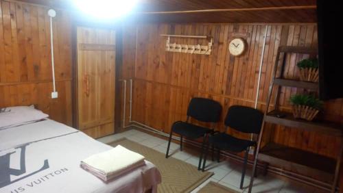 Kant House | Cozy Oceanfront Stay at Prime Time Guest House