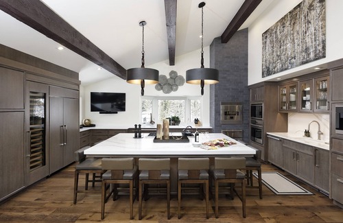 Vail House | Luxury 8 BR Vail Village Home with Spa & Dining Options