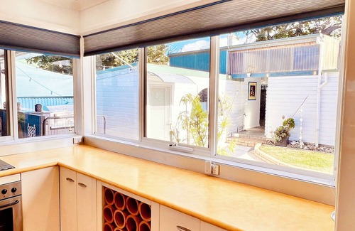 George Town House | Prime Waterfront House/Breathtaking Water Views 5 min to Low Head Fairy Penguins
