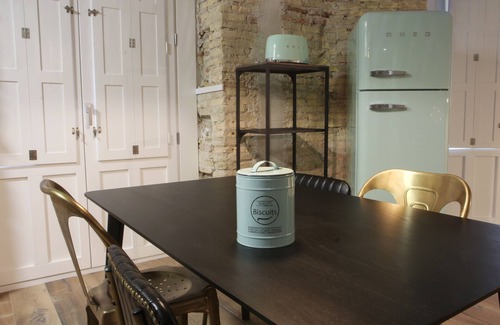 Zaragoza Old Town Apartment | Comfortable Stay at Primero C - Apartamentos Almada