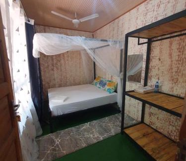 Malindi Hotel | Discover Primeshade Guesthouse: Pet-Friendly & Family Ready