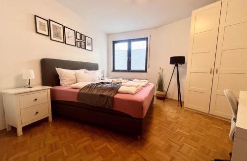 Suedviertel Apartment | PrimeTimeSuites Nähe Messe & HBF