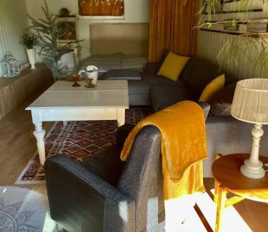 Eidsvoll House | Cozy Basement Room with Ocean View and Shared Amenities