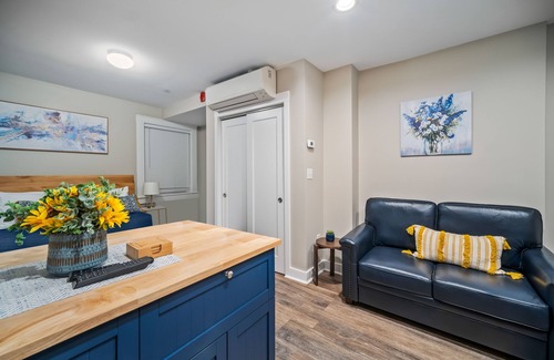 North End Apartment | Charming Primo North End Studio for Family Getaways