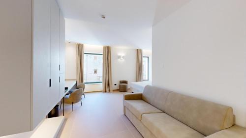 Ostuni Hotel | Experience PRIMO OSTUNI HOTEL: Guest Rated 9.8, Pet Friendly