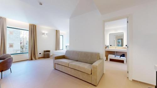 Ostuni Hotel | Experience PRIMO OSTUNI HOTEL: Guest Rated 9.8, Pet Friendly