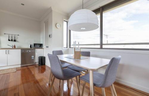 Brunswick East House | Discover Primrose: Elegant Mid-Century Style in Brunswick