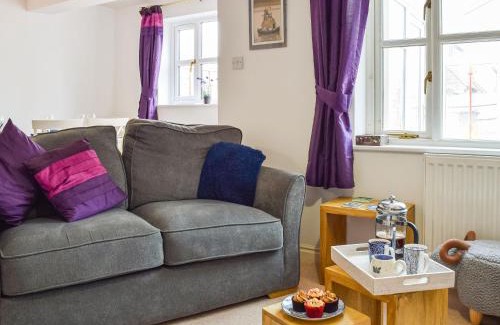 Little Rissington House | Family-Friendly Primrose Cottage - Rated 8.5/10 by Guests