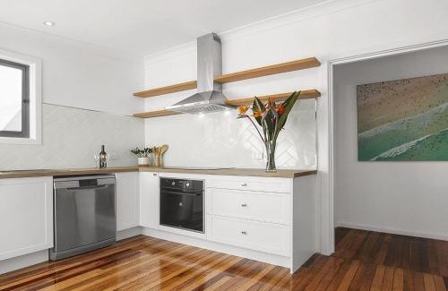 Culburra Beach House | Unforgettable Prince Edward Escape - Family & Pet Friendly