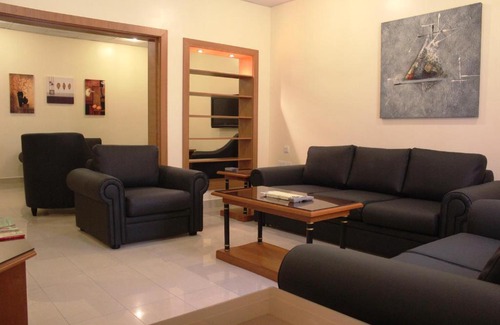 Kano Hotel | Discover Comfort at Prince Hotel with Pool and Breakfast