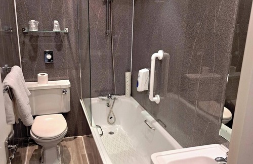 Southport Hotel | Family-Friendly Prince of Wales Hotel with Dining & Accessibility