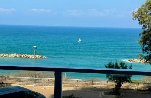 Netanya Apartment | Explore Prince Palace Netanya by Central Beach with Pool