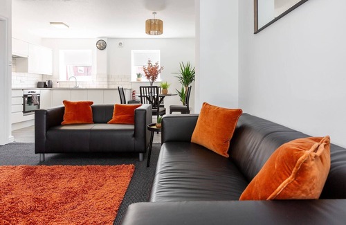 Preston Apartment | Comfortable 2-Bedroom Stay with Parking & Wi-Fi