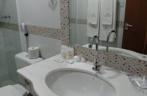 Chacara Flora Hotel | Discover Princesa Isabel Pousada: Family-Friendly Retreat