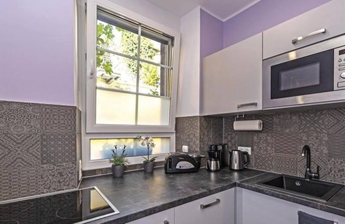 Rhens Apartment | Spacious Princesize Apartment 4* with Kitchen & Breakfast