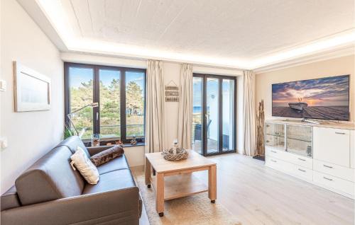 Prora Apartment | Elegant Princess Hotel: 5-Star Oceanfront Retreat