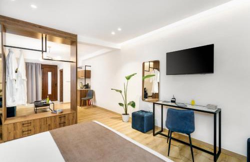 Axos Apartment | Guest Rated 10/10: Princess of Axos with Breakfast Included