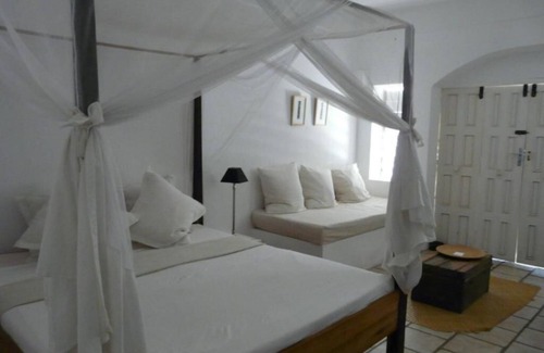 Ifaty Cabin | Elegant Princesse du Lagon: Relax with Ocean Views & Spa