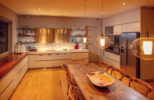 Pringle Bay Villa | Experience Pringle Bay Villa: 4-Star Oceanfront Retreat