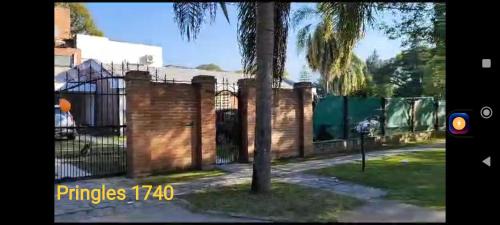 Yerba Buena House | PRINGLES 1740 Ámbar