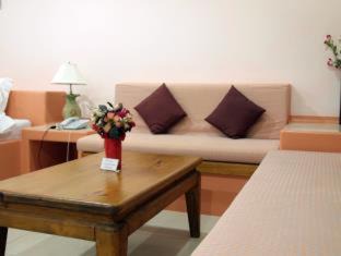 Hua Hin Resort | Relaxing Prinz Garden Villa: Family-Friendly with Pool