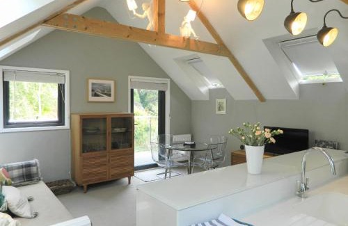 Freshwater House | Pet-Friendly Priory Barn: Rated 9.9/10 for Families