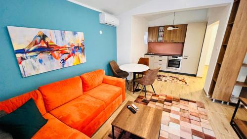 Matiçan Apartment | Stylish Apartment B: Guest Rated 9/10 & Pet Friendly